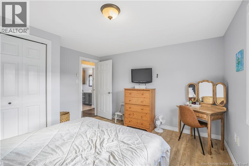 235 Mcnight Street, Fredericton, New Brunswick  E3A 9R6 - Photo 27 - NB129470