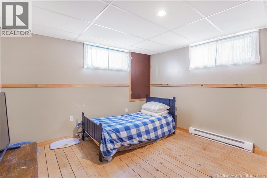 235 Mcnight Street, Fredericton, New Brunswick  E3A 9R6 - Photo 33 - NB129470