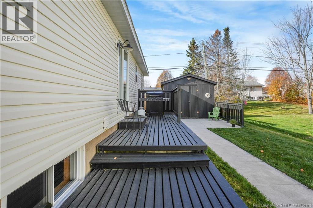 235 Mcnight Street, Fredericton, New Brunswick  E3A 9R6 - Photo 9 - NB129470