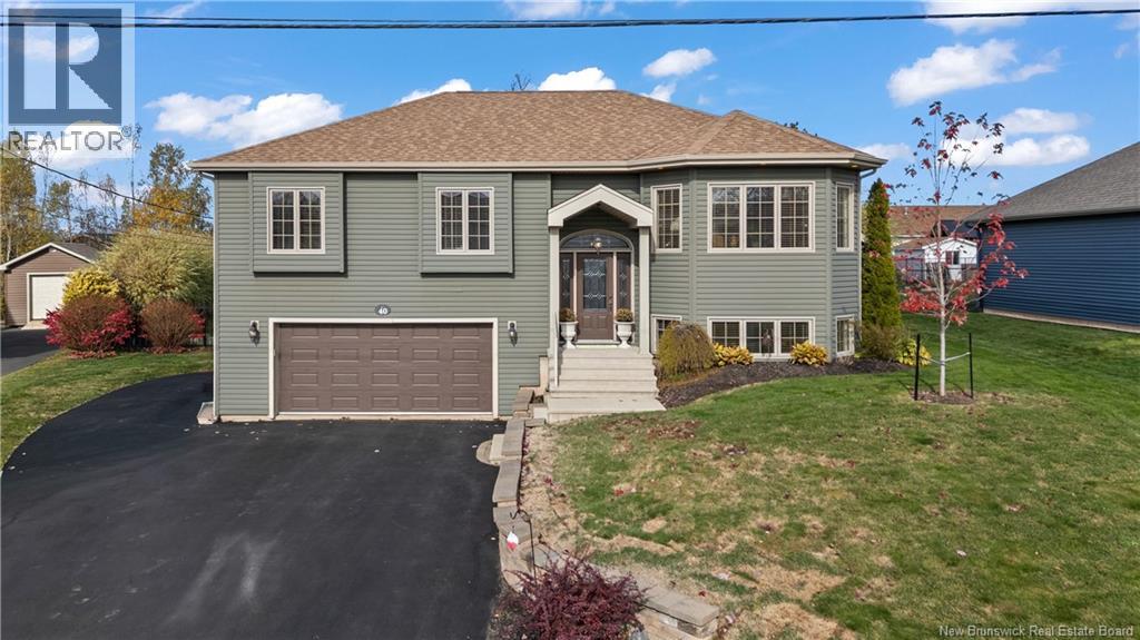 40 Eugene Court, Dieppe, New Brunswick  E1A 0P2 - Photo 2 - NB129426