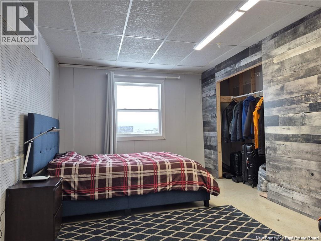 563 Rue Principale, Pointe-Verte, New Brunswick  E8J 3A2 - Photo 13 - NB129393