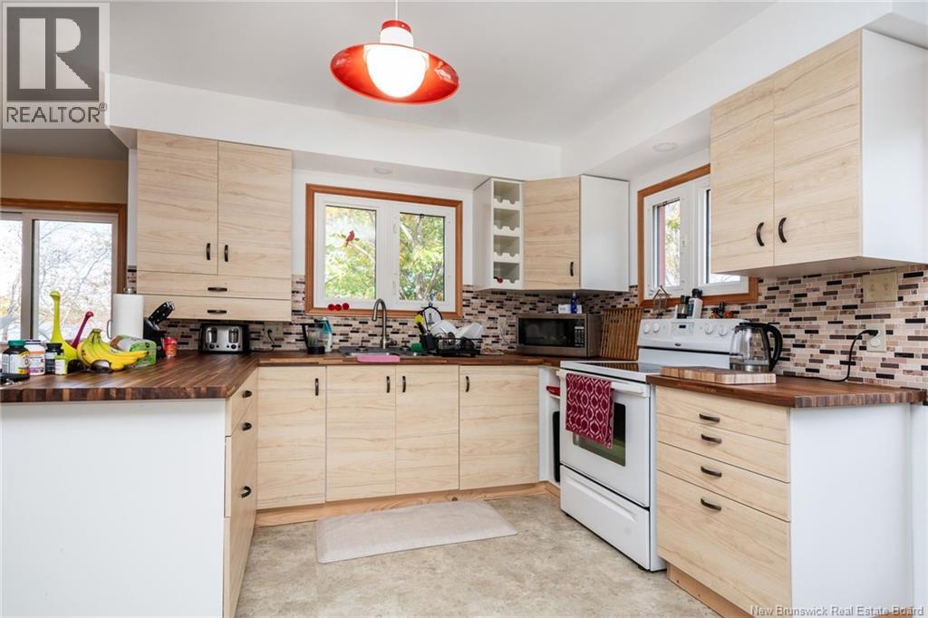 16 Pine Tree Lane, Youngs Cove, New Brunswick  E4C 2M6 - Photo 4 - NB129479