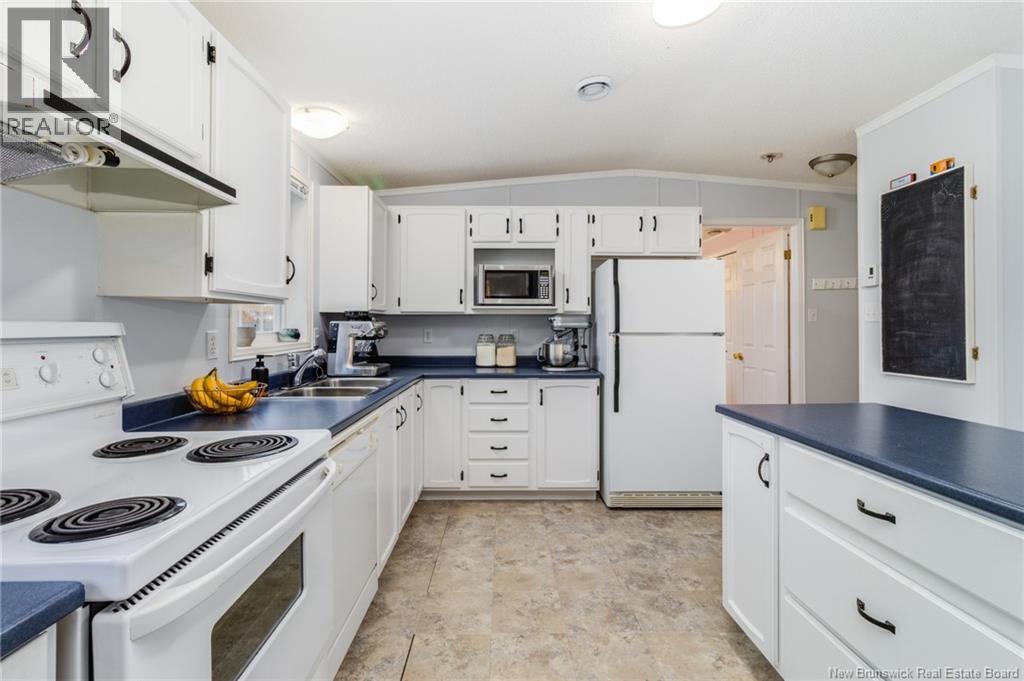 16 Todd Street, Fredericton, New Brunswick  E3C 2M9 - Photo 6 - NB129491