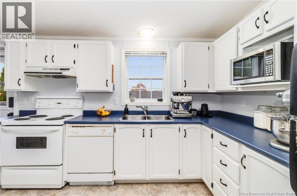 16 Todd Street, Fredericton, New Brunswick  E3C 2M9 - Photo 8 - NB129491