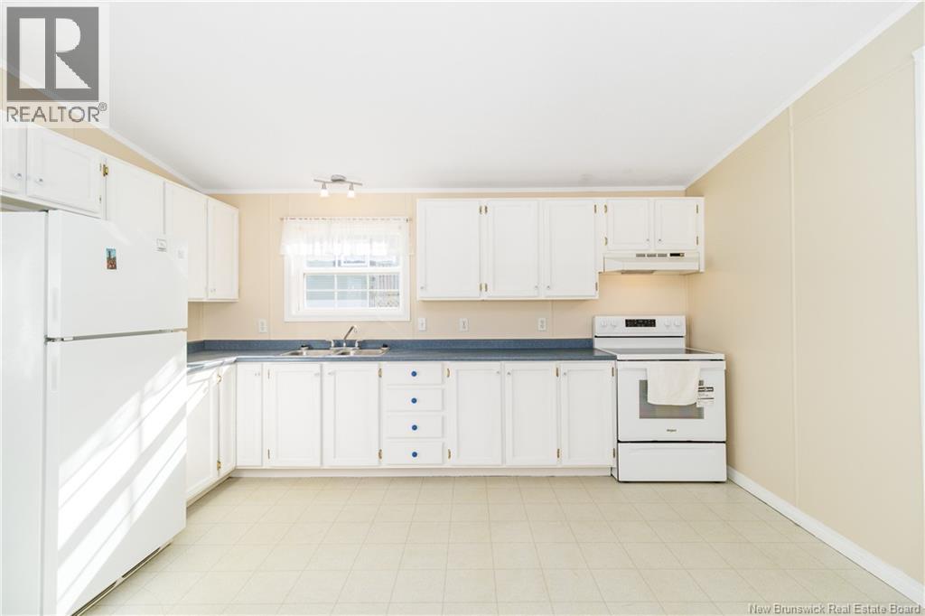 31 Sherry's Lane, Fredericton, New Brunswick E3C 8H1 - Photo 2 - NB129484