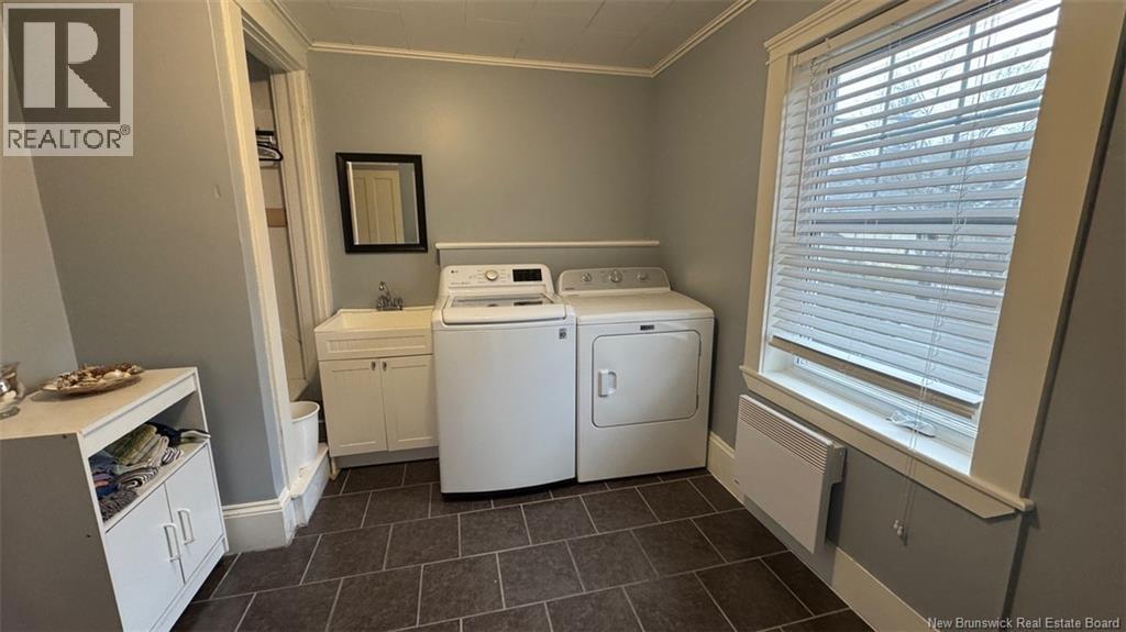 77 Fraser, Edmundston, New Brunswick  E3V 2B6 - Photo 26 - NB129534