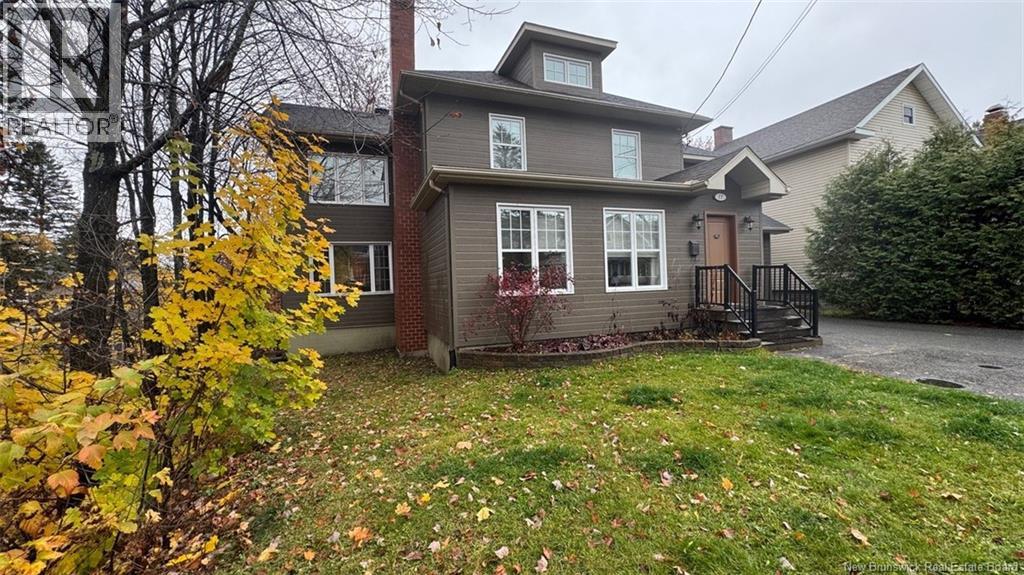 77 Fraser, Edmundston, New Brunswick  E3V 2B6 - Photo 31 - NB129534