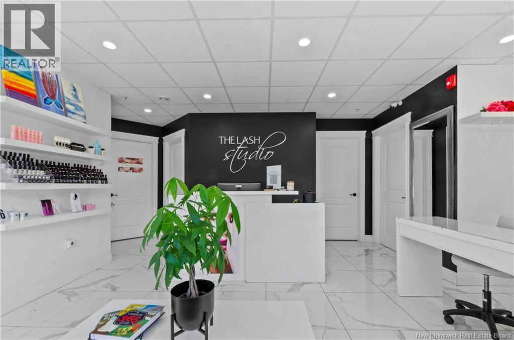 215 Queen Street, Fredericton, New Brunswick  E3B 0Y2 - Photo 10 - NB128830