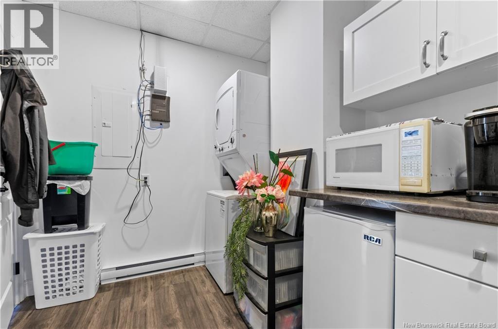 215 Queen Street, Fredericton, New Brunswick  E3B 0Y2 - Photo 21 - NB128830