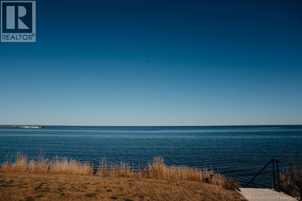 669 Principale Street, Petit-Rocher, New Brunswick  E8J 3A1 - Photo 3 - NB129522