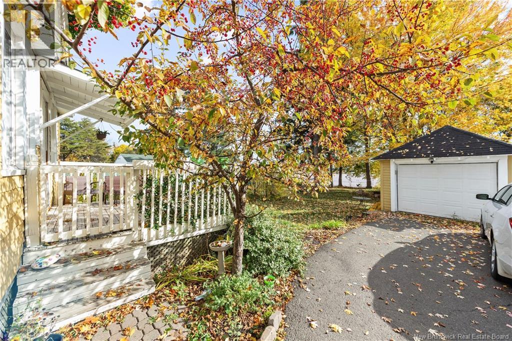 244 Salisbury Road, Moncton, New Brunswick E1E 1A7 - Photo 29 - NB128999