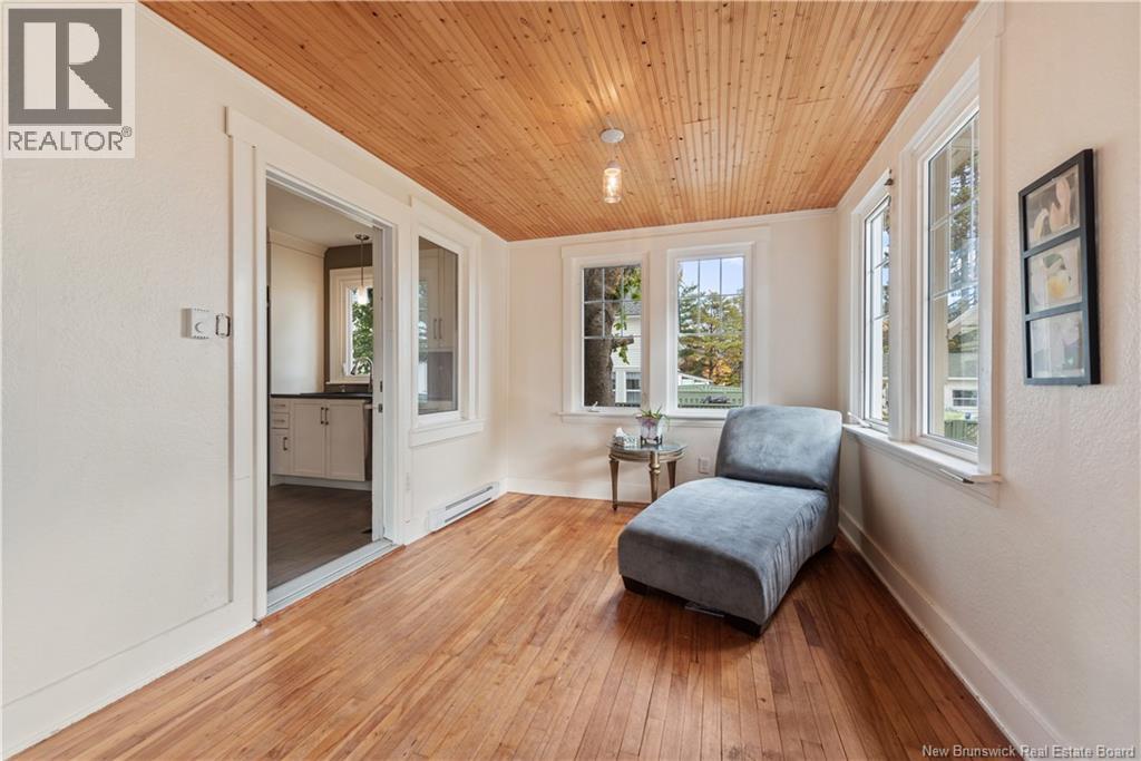 244 Salisbury Road, Moncton, New Brunswick E1E 1A7 - Photo 7 - NB128999