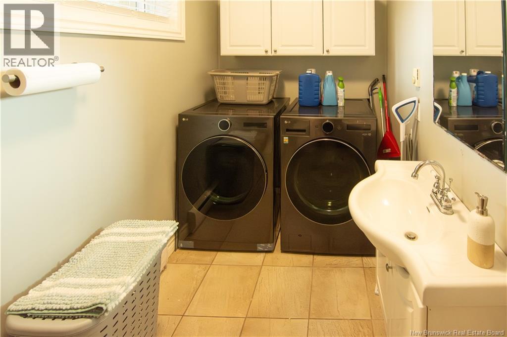 705 Amirault Street, Dieppe, New Brunswick  E1A 1E9 - Photo 11 - NB129464