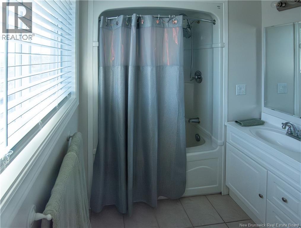 705 Amirault Street, Dieppe, New Brunswick  E1A 1E9 - Photo 17 - NB129464
