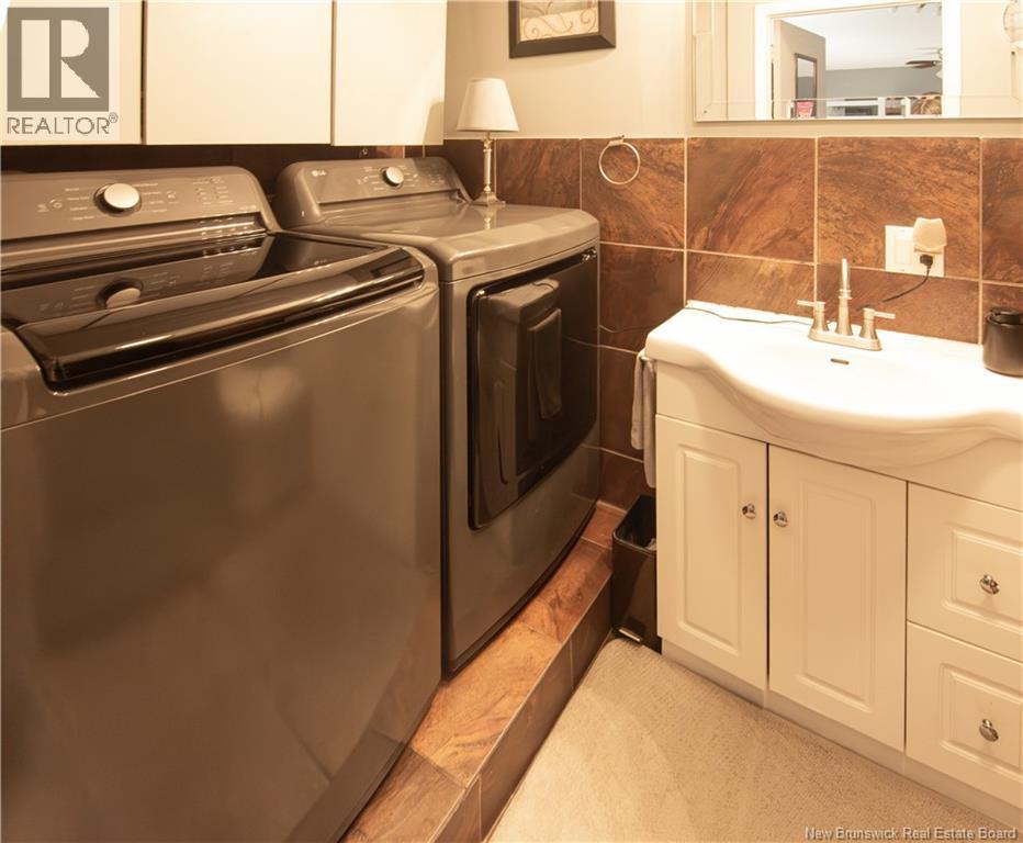 705 Amirault Street, Dieppe, New Brunswick  E1A 1E9 - Photo 26 - NB129464