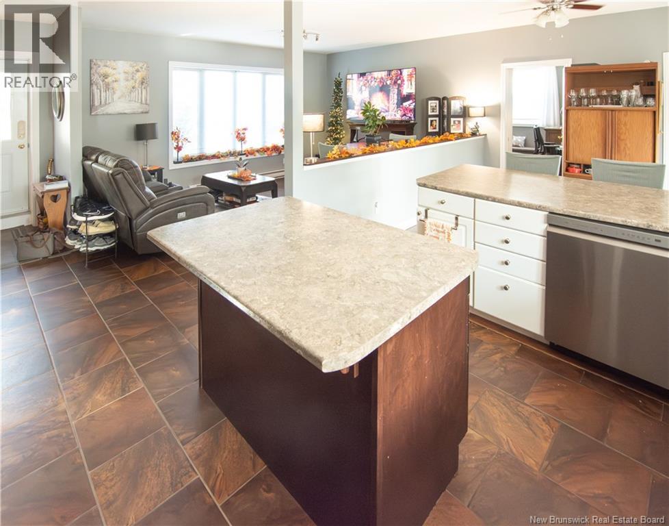 705 Amirault Street, Dieppe, New Brunswick  E1A 1E9 - Photo 27 - NB129464