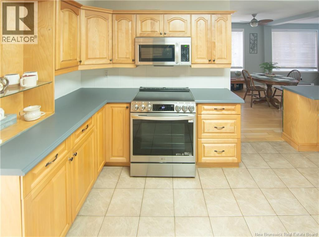 705 Amirault Street, Dieppe, New Brunswick  E1A 1E9 - Photo 8 - NB129464
