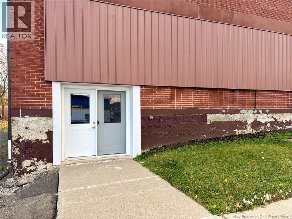 549 Adelaide, Dalhousie, New Brunswick  E8C 1B7 - Photo 4 - NB129498