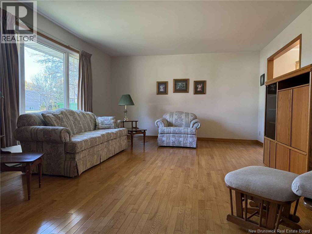 6 Nicol Street, Miramichi, New Brunswick  E1N 2Z4 - Photo 11 - NB129570