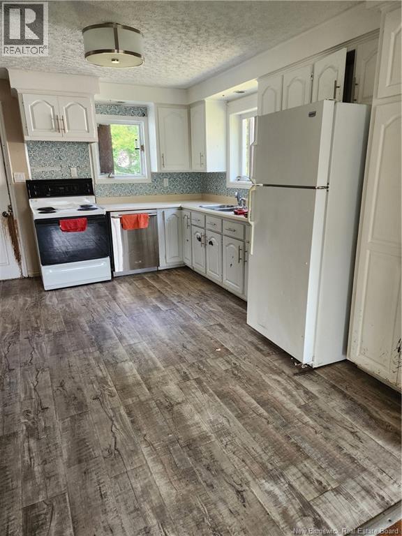 190 Broadway Street, Moncton, New Brunswick  E1A 3Y4 - Photo 8 - NB129573