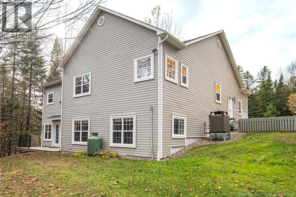 200 Deerwood, Hanwell, New Brunswick  E3E 1C1 - Photo 45 - NB129548