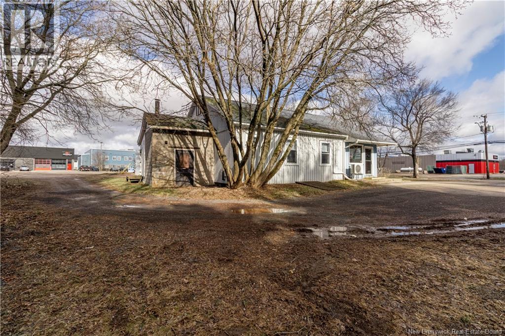 61 Winter Street, Sussex, New Brunswick E4E 2J3 - Photo 12 - NB129580