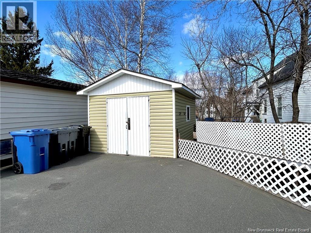 369 Water Street, Miramichi, New Brunswick  E1V 3G6 - Photo 3 - NB129627