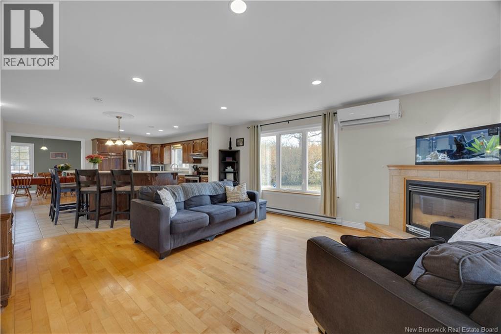 2330 Loch Lomond Road, Saint John, New Brunswick E2N 1A4 - Photo 12 - NB129543