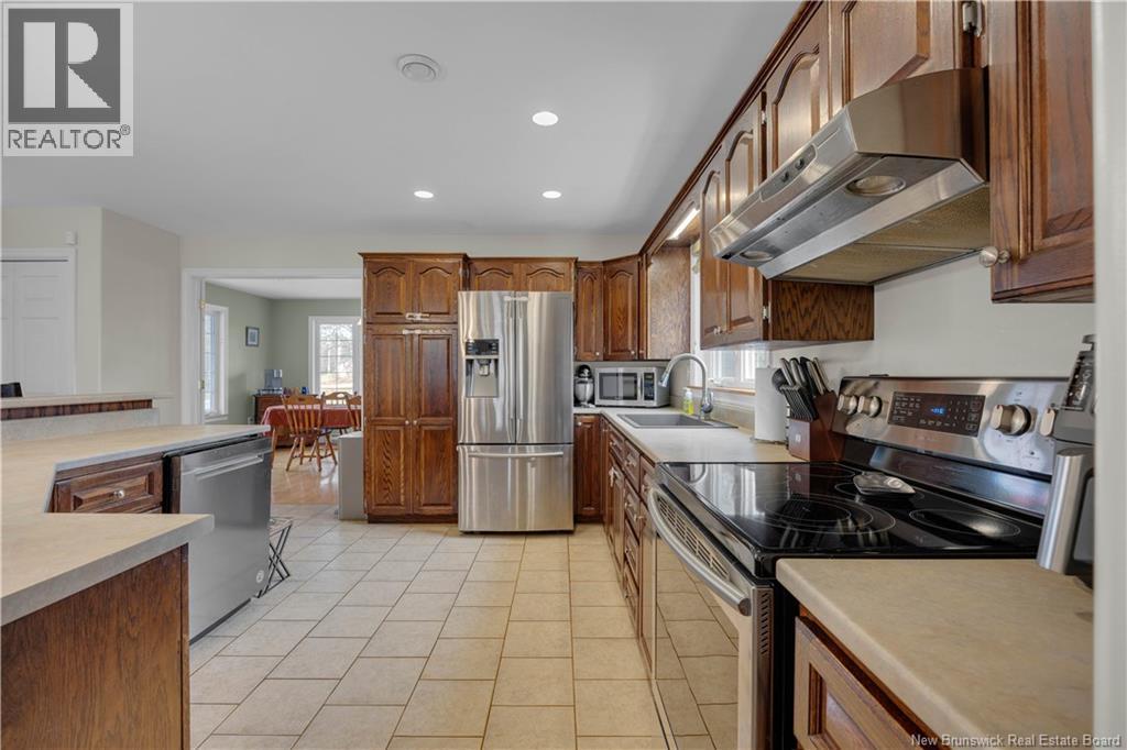 2330 Loch Lomond Road, Saint John, New Brunswick E2N 1A4 - Photo 7 - NB129543