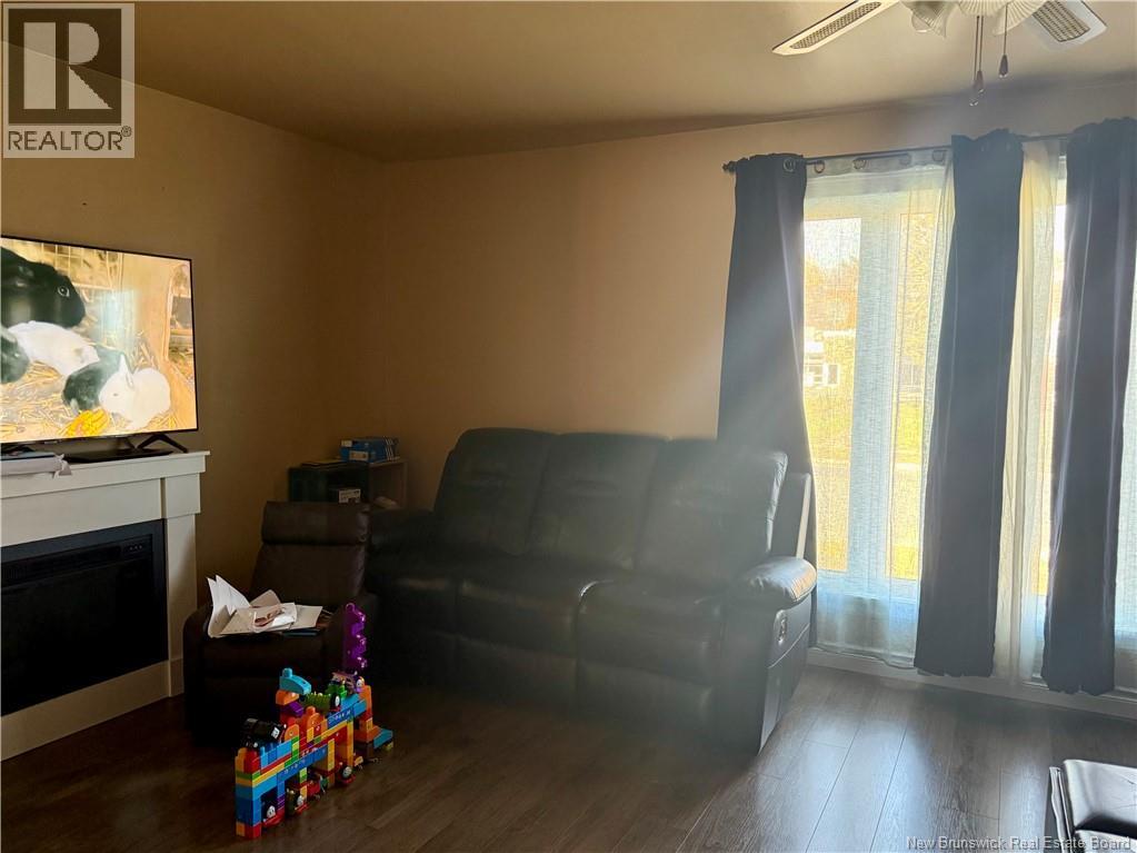 100 Dover, Campbellton, New Brunswick  E3N 1P8 - Photo 8 - NB129593