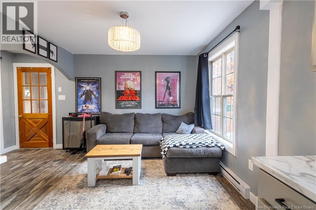 54 Pleasant Avenue, Mcadam, New Brunswick E6J 1G4 - Photo 11 - NB129278