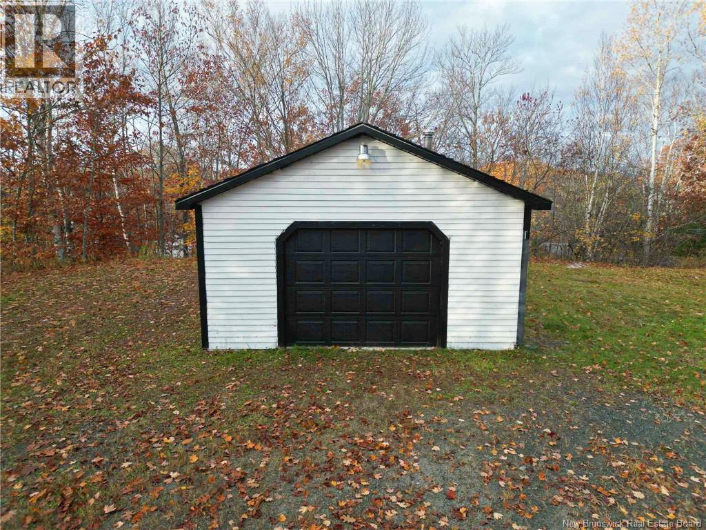 54 Pleasant Avenue, Mcadam, New Brunswick E6J 1G4 - Photo 32 - NB129278