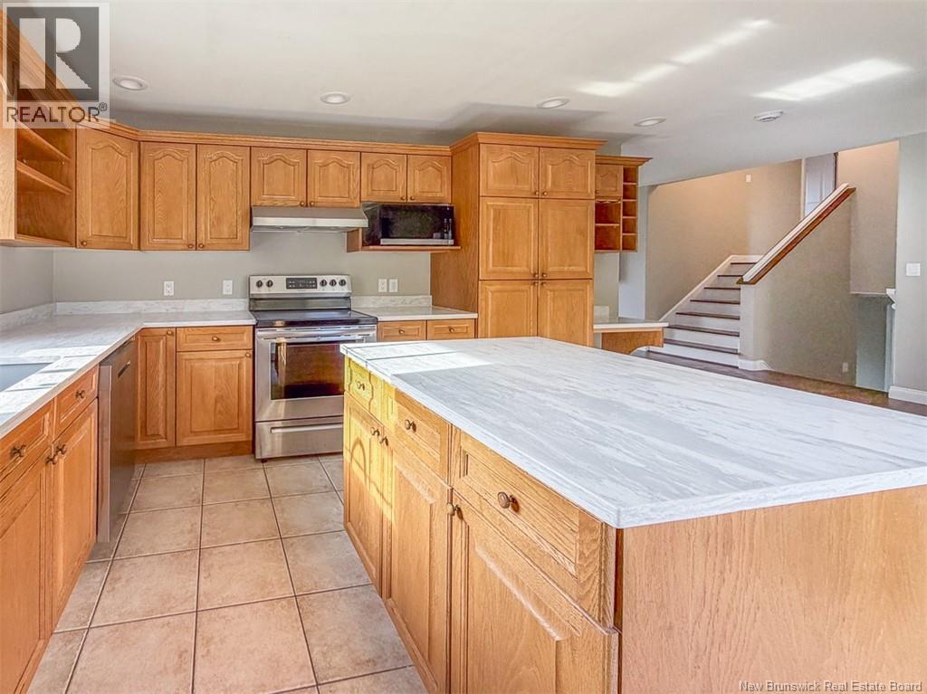 65 Aquarius Street, Fredericton, New Brunswick  E3B 8P5 - Photo 3 - NB129521