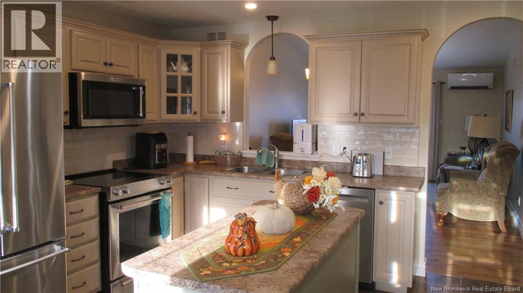 109 Amberly Court, Riverview, New Brunswick E1B 0H4 - Photo 2 - NB129638