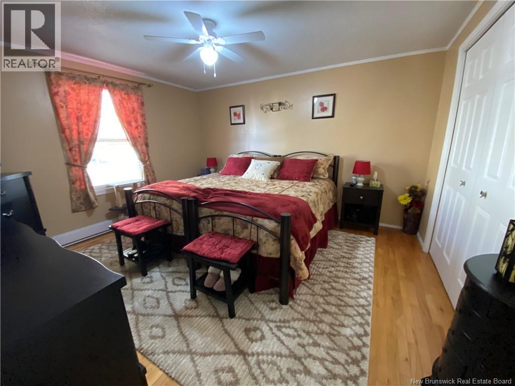 24 Montreux Street, Moncton, New Brunswick E1H 2Y9 - Photo 17 - NB129621