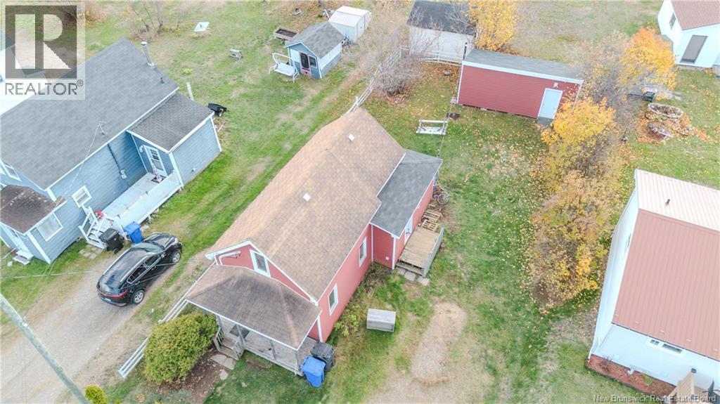 1520 St Mary Avenue, Bathurst, New Brunswick  E2A 2E3 - Photo 3 - NB129565