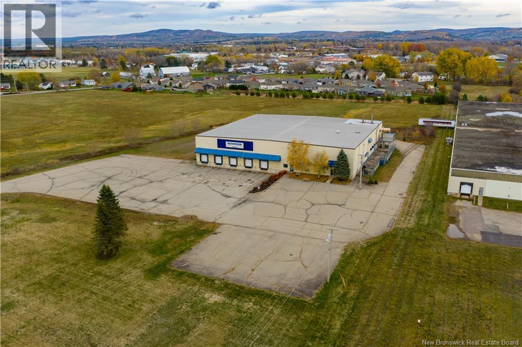 195 Stewart Avenue, Sussex, New Brunswick  E4E 2G1 - Photo 3 - NB129352