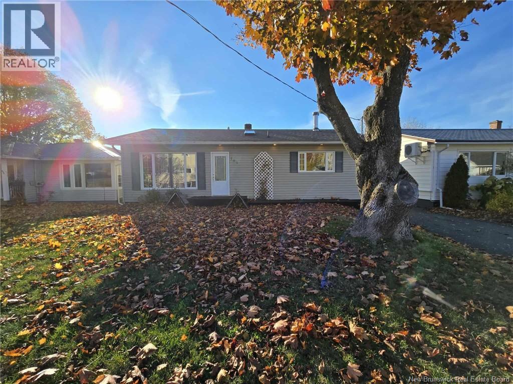 780 Donald Street, Bathurst, New Brunswick  E2A 1N5 - Photo 7 - NB129637