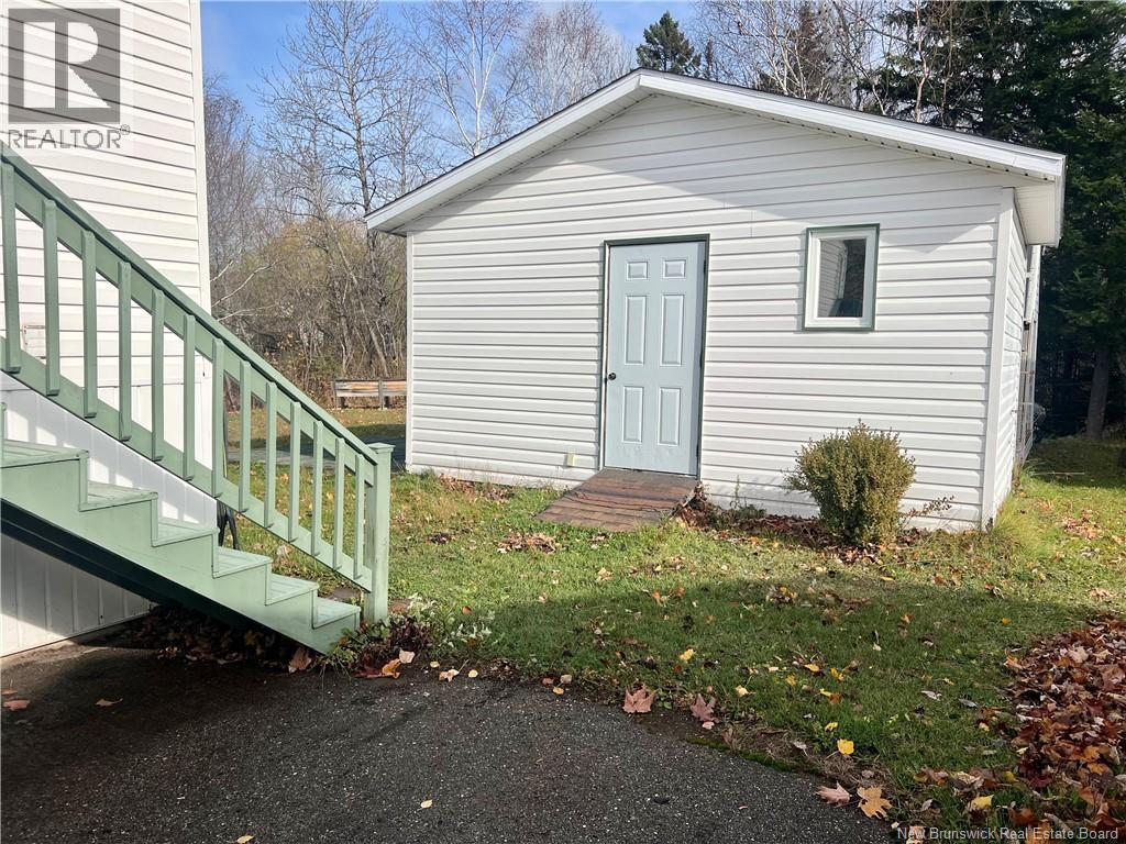 931 Francois, Beresford, New Brunswick  E8K 1L2 - Photo 3 - NB129639