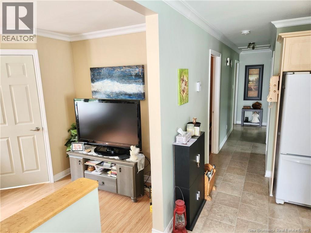 931 Francois, Beresford, New Brunswick  E8K 1L2 - Photo 9 - NB129639