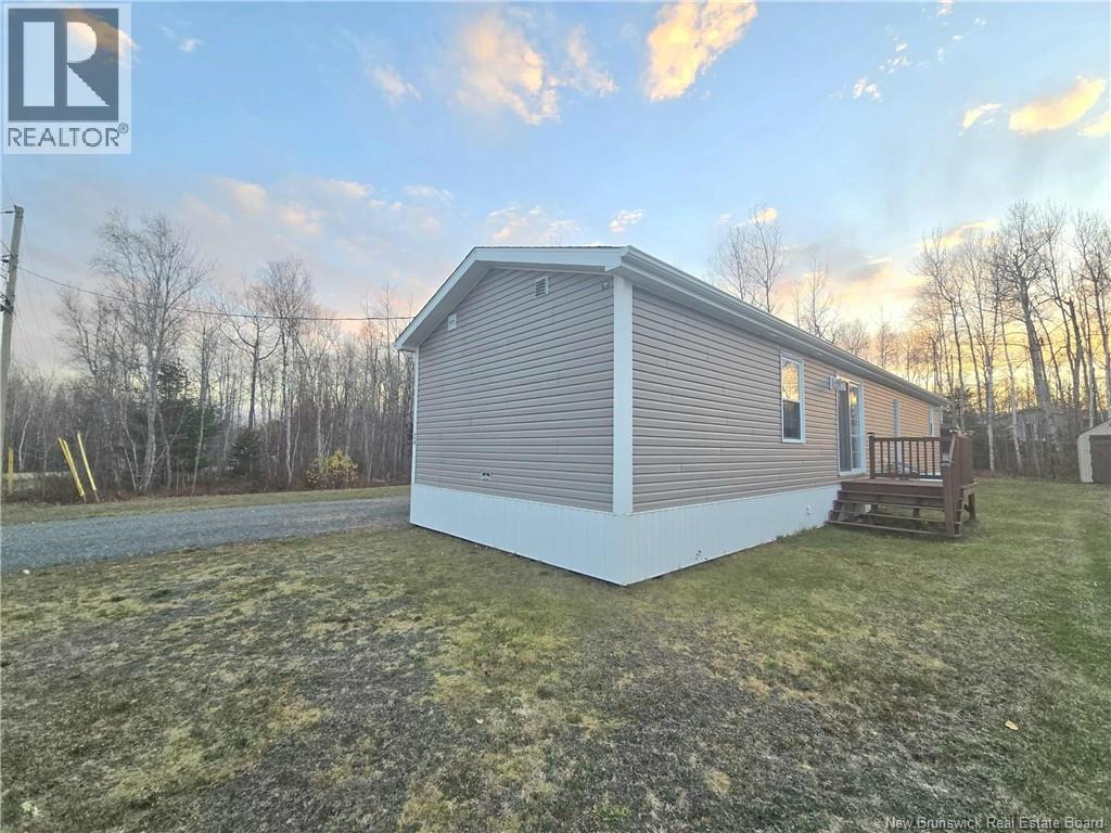 24 Olivia, Miramichi, New Brunswick E1V 0K5 - Photo 2 - NB129656