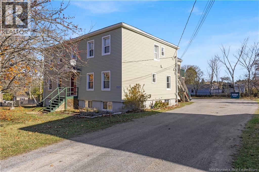 1054 Main Street, Hampton, New Brunswick E5N 6G2 - Photo 3 - NB129605