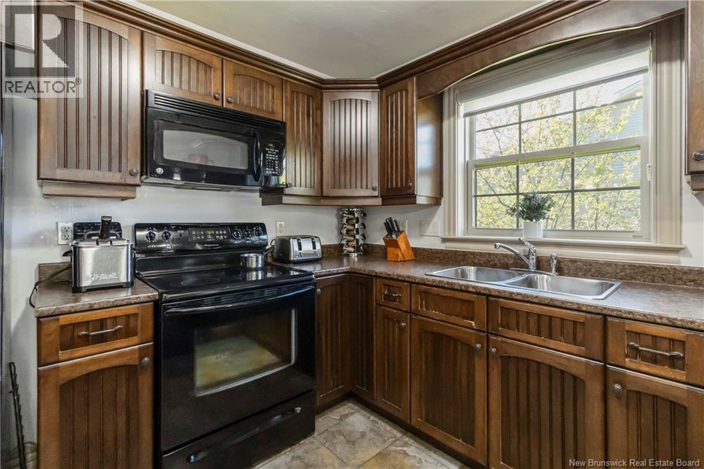 47 Newberry Street, Moncton, New Brunswick E1G 5M5 - Photo 10 - NB129659