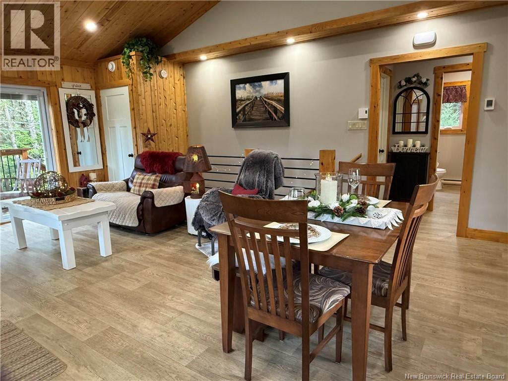 101 Coombes Road, Grand-Sault/grand Falls, New Brunswick E7E 2P8 - Photo 11 - NB129655