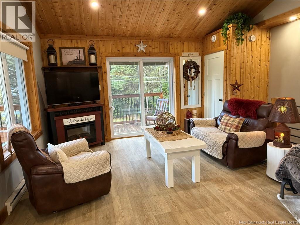 101 Coombes Road, Grand-Sault/grand Falls, New Brunswick E7E 2P8 - Photo 15 - NB129655