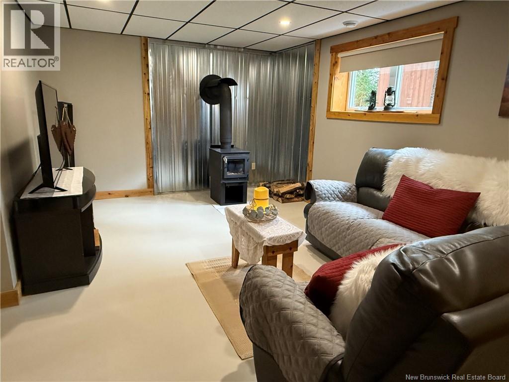 101 Coombes Road, Grand-Sault/grand Falls, New Brunswick E7E 2P8 - Photo 32 - NB129655