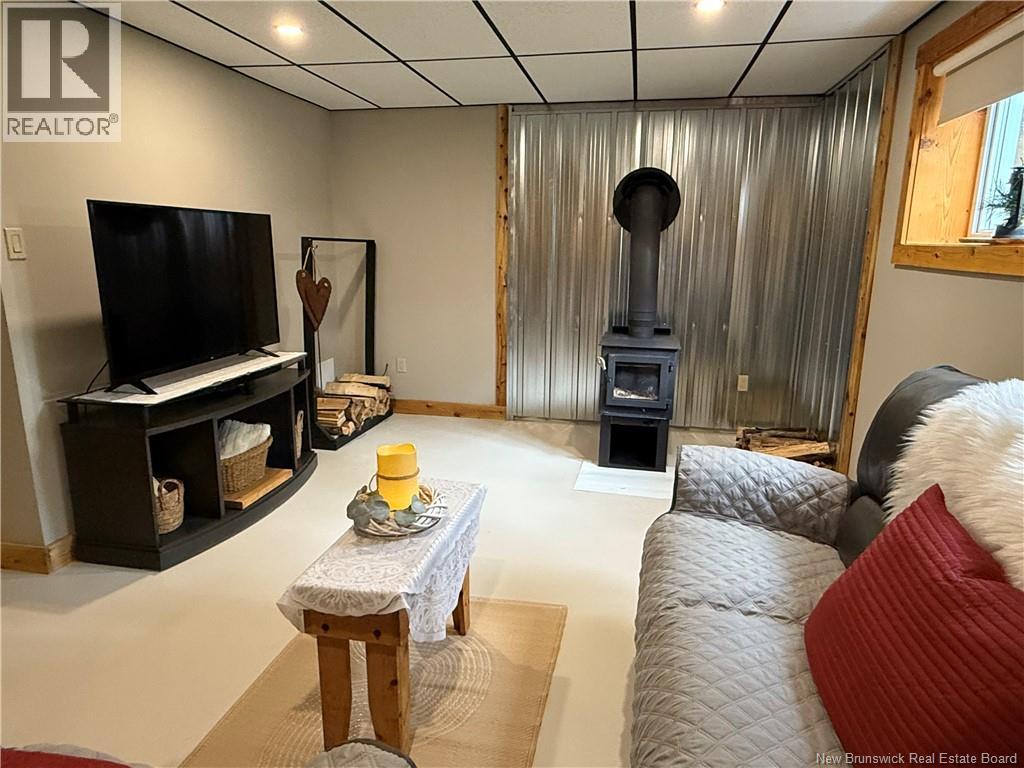 101 Coombes Road, Grand-Sault/grand Falls, New Brunswick E7E 2P8 - Photo 35 - NB129655