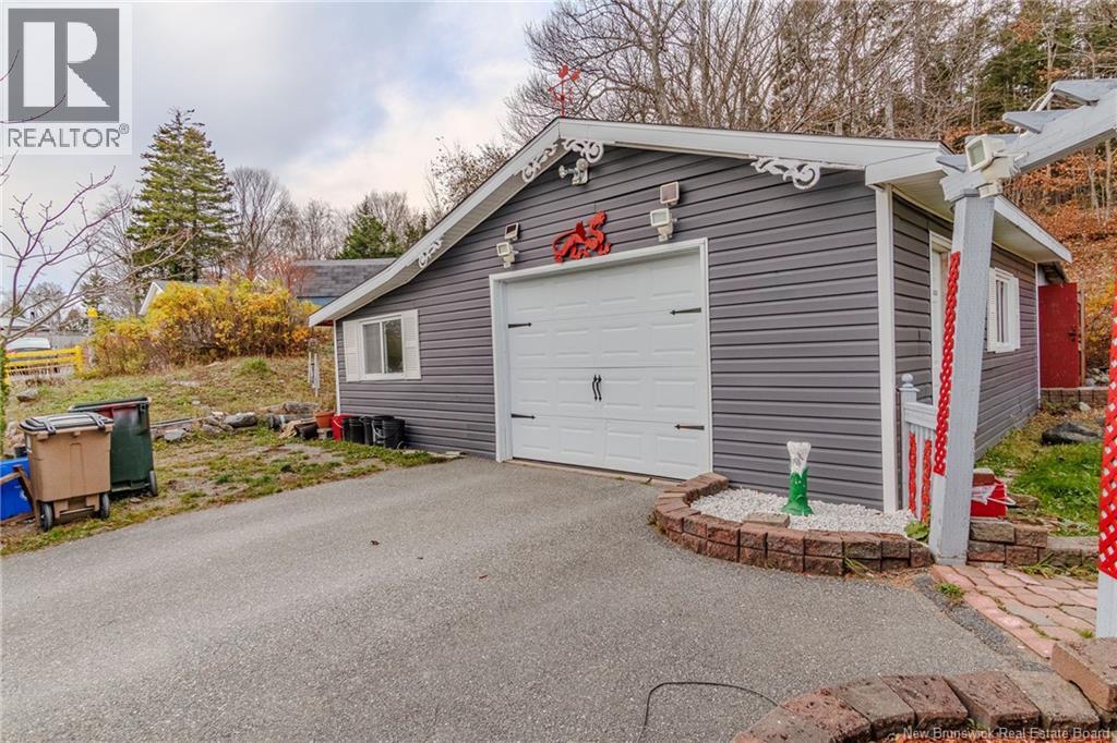 3541 Loch Lomond Road, Saint John, New Brunswick E2N 1B9 - Photo 10 - NB129663