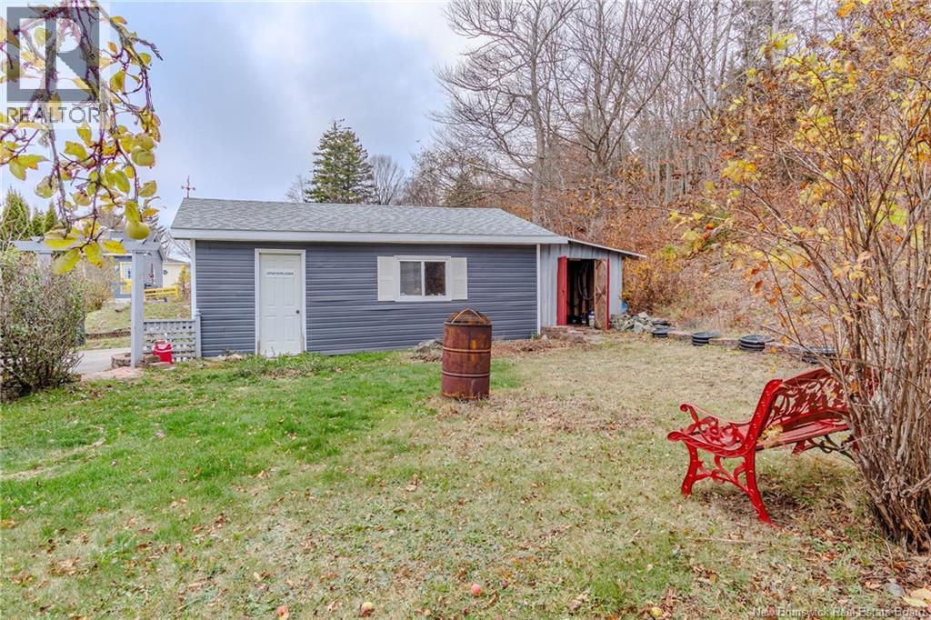 3541 Loch Lomond Road, Saint John, New Brunswick E2N 1B9 - Photo 11 - NB129663