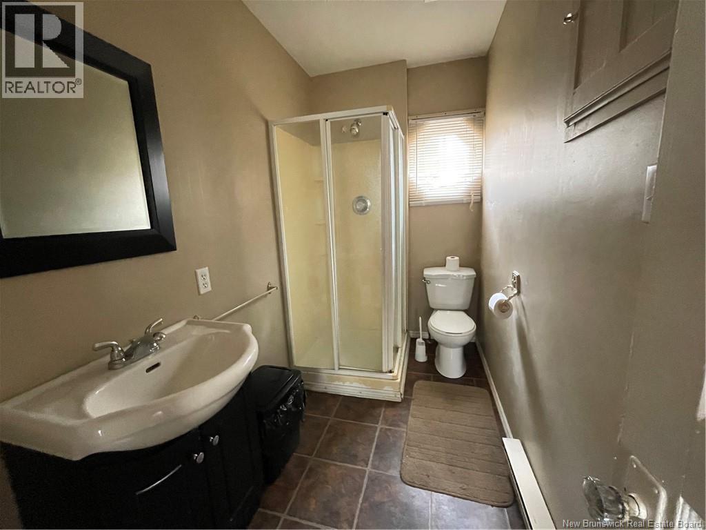 28 First Avenue, Mcadam, New Brunswick E6J 1S4 - Photo 11 - NB129452